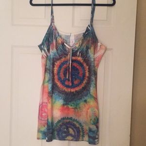 NWOT Sleeveless tye dye peace sign tunic top